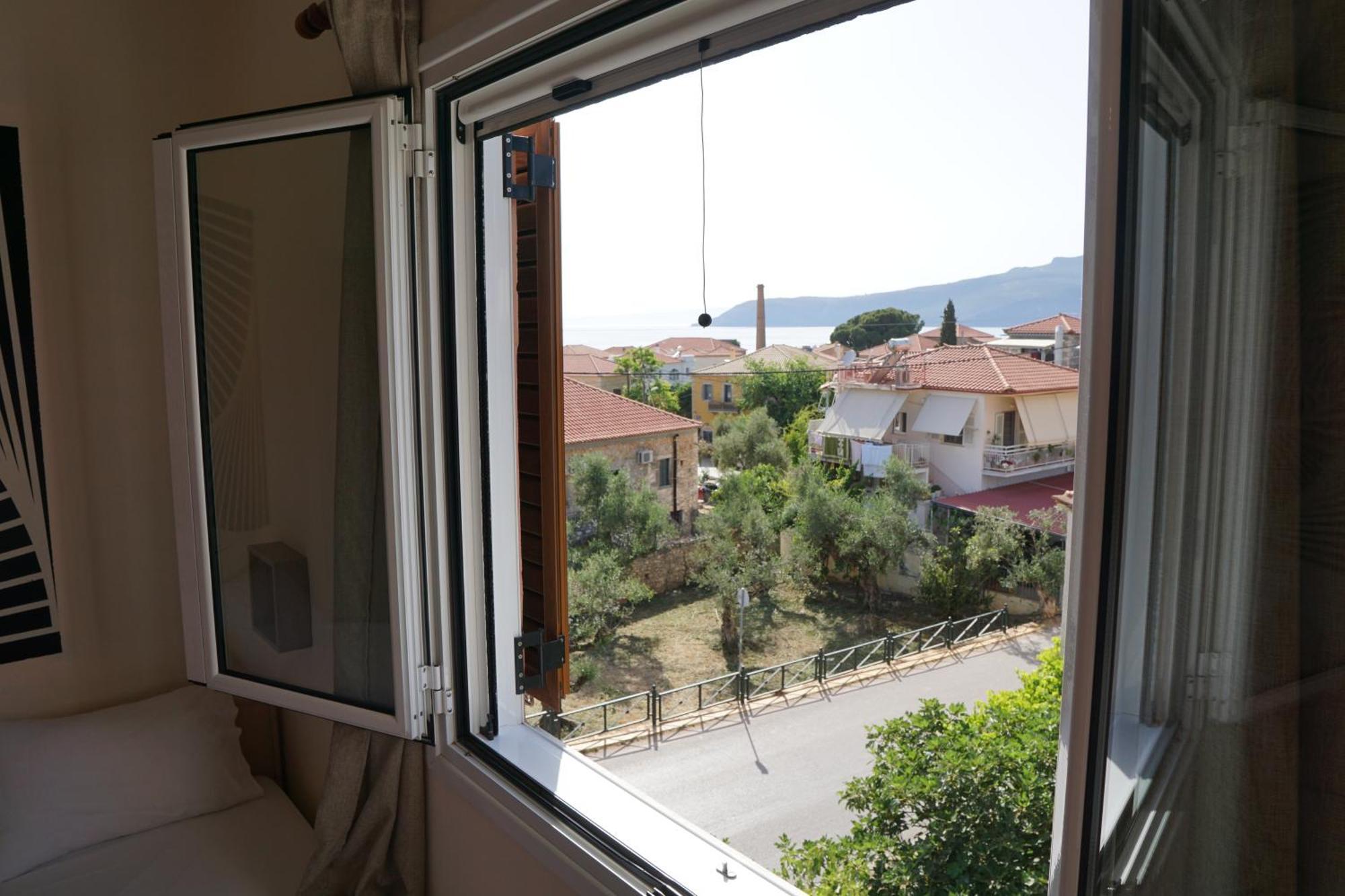 Sea And Sun Apartments 303 Ιδιωτικό Διαμέρισμα Kardhamili Ngoại thất bức ảnh